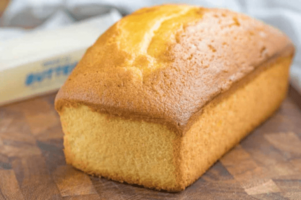 Classic Vanilla Cake Loaf